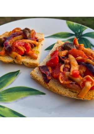 Shimeji gombás bruschetta (vegán) recept fotója