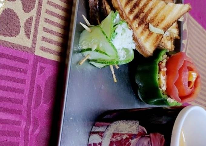 Recipe of Delicious Vegetable sandwiches with cup of tea