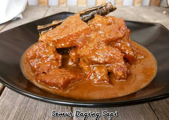 Semur Daging Sapi