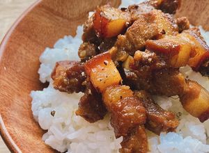 Hình của món Thịt kho tiêu.