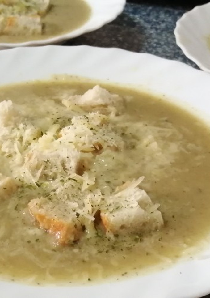 Una foto de Crema de Berenjenas🍆 y Queso Emmental🧀