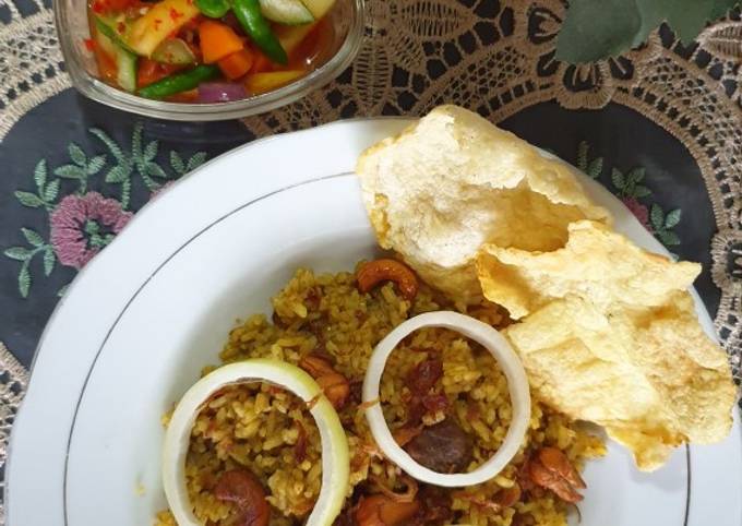 Nasi Kebuli dan Acar Timun Nanas