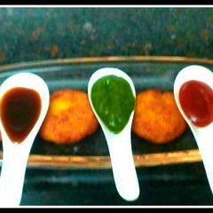 A picture of Sweet potatoes and potatoes (shakkarkandi aur aloo) ke Kebabs.