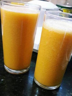 Una foto de Licuado de naranja y zanahoria 🍊