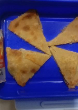 રાજમા સ્ટફ પરોઠા (Rajma Stuffed Paratha Recipe In Gujarati) રેસીપી મુખ્ય ફોટો