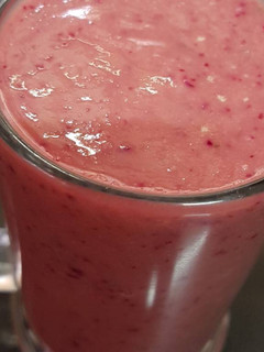 A picture of HEALTHY SMOOTHIE for Breakfast.