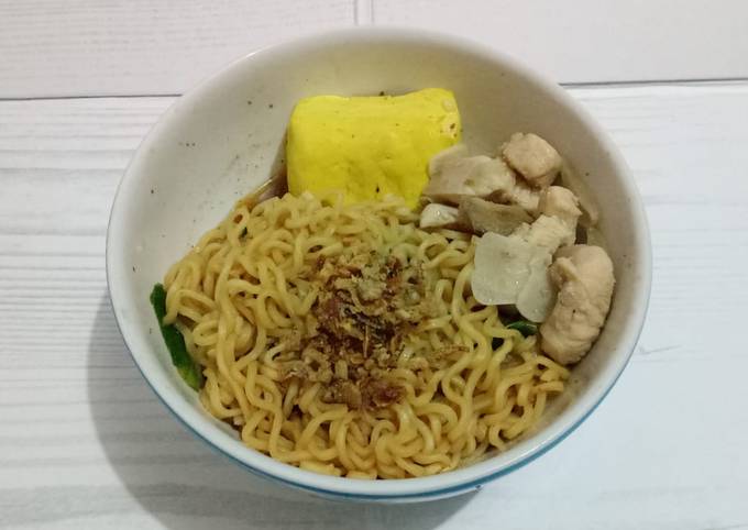 Resep 66. Mie ayam tahu oleh smillatina ( Youtube : Dapur Simi ) - Cookpad