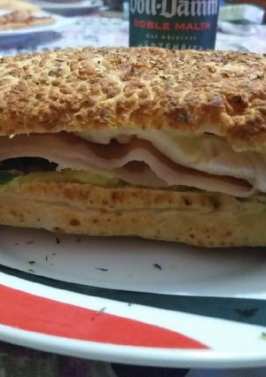 Una foto de Focaccia con guacamole