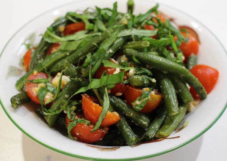 Simple Way to Prepare Ultimate Roasted Green Beans (with Tomatoes and Feta)