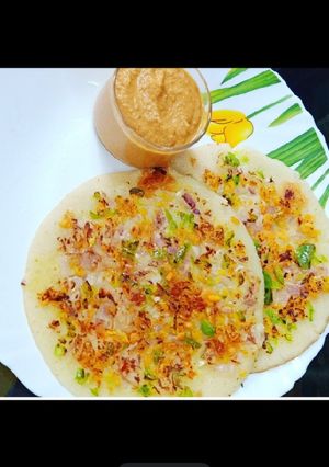 रवा उत्तपम (rava uttapam recipe in Hindi) रेसिपी मुख्य फोटो