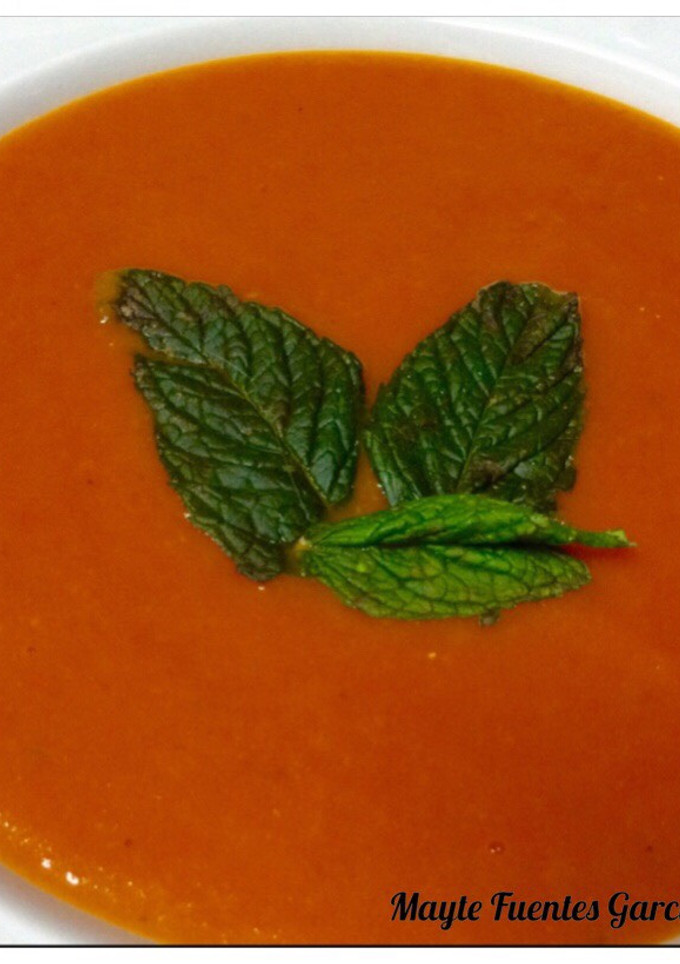Una foto de Sopa de tomate estilo campbell