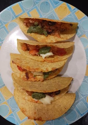 A picture of Black bean Tacos.