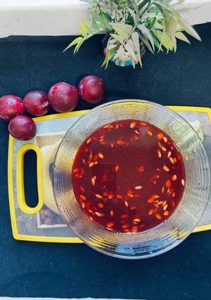 खट्टी मीठी आलू बुखारा की चटनी/ Plum Chutney रेसिपी मुख्य फोटो