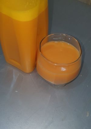 A picture of Carrot juice.