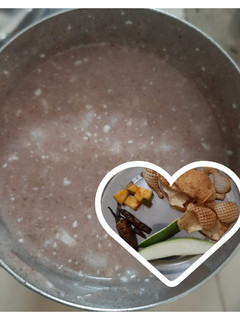 கேப்பை கூழ் (ராகி கூழ்)(ragi koozh recipe in tamil) செய்முறை முக்கிய புகைப்படம்