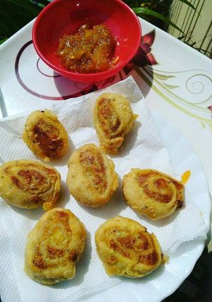 पिनव्हील समोसा (Pinwheel samosa recipe in hindi) रेसिपी मुख्य फोटो