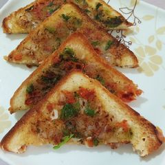 A picture of Malai Sandwich.