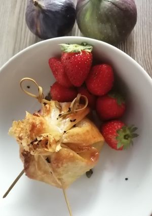 Une photo de Aumônière fraise figue 🍓🌰