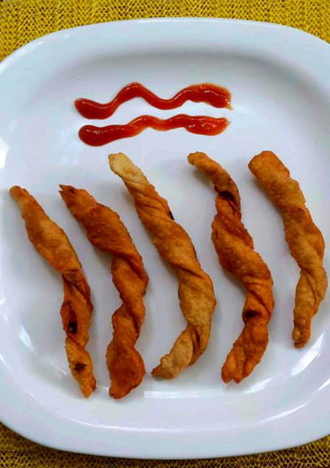 கோதுமை காய்கறி சுருள் பூரி செய்முறை முக்கிய புகைப்படம்