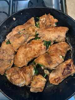 Una foto de Pechugas rellenas súper sencillas, rápidas y saludables