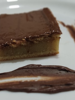 Una foto de Bizcocho cubierto con Nutella