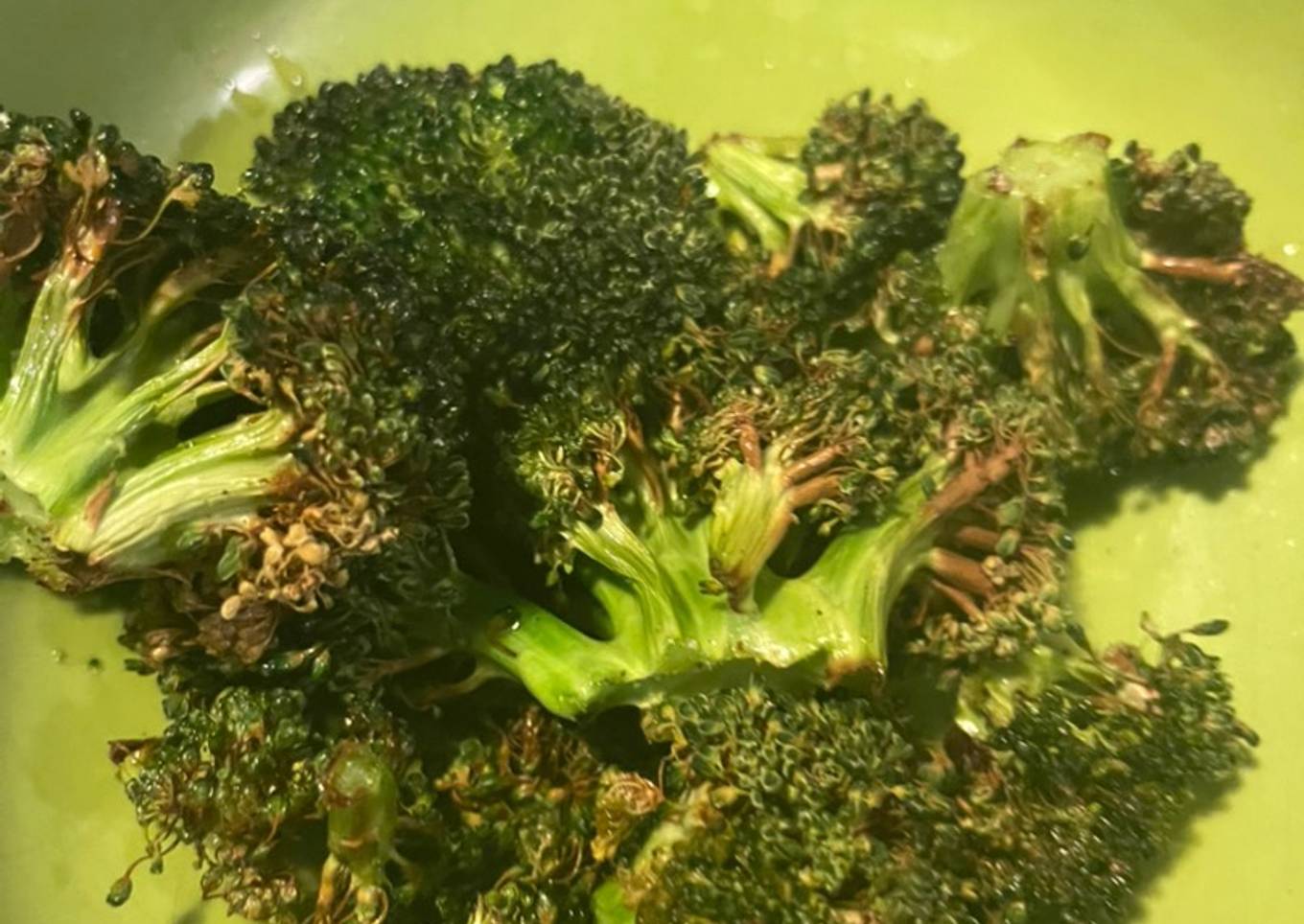 Air fried broccoli