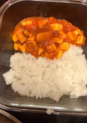 Tofu édessavanyú szószban recept fotója