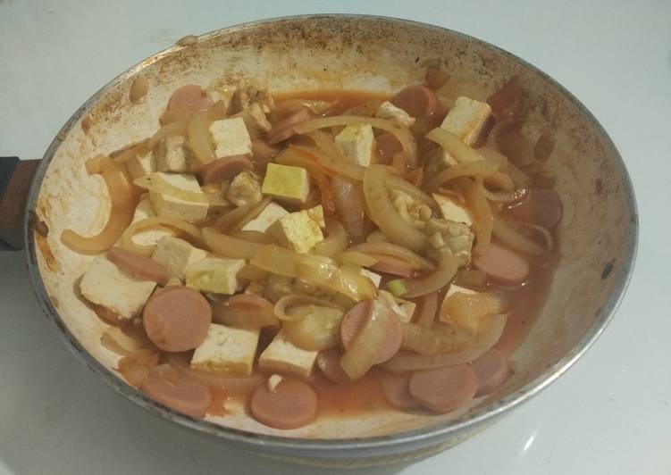 Langkah Mudah untuk mengolah Tofu and bombay with tomato sauce Lezat