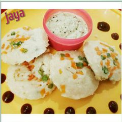 A picture of Oats Veggie Idli.