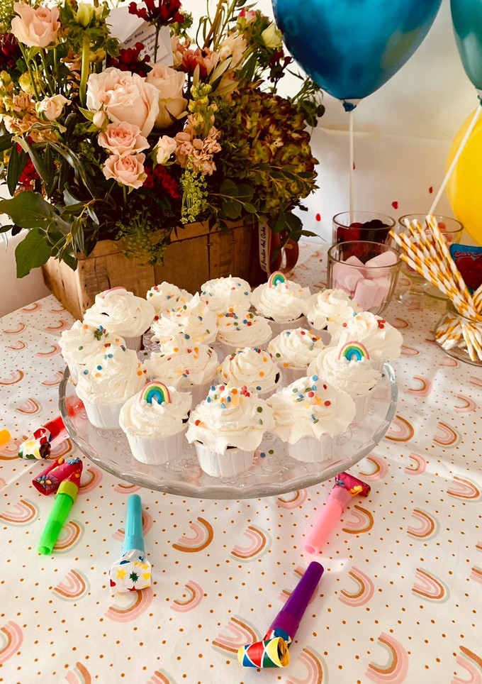 Una foto de Mini muffins chocolate y nata en thermomix para cumple 1 de Carmen