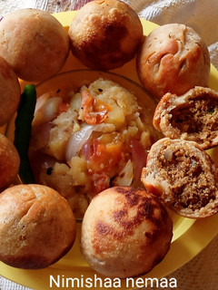 लिट्ठी और आलू का चोखा (Litti aur aloo ka chokha recipe in hindi) रेसिपी मुख्य फोटो