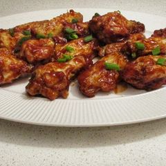 Bbq chicken wings A picture of Bbq chicken wings.