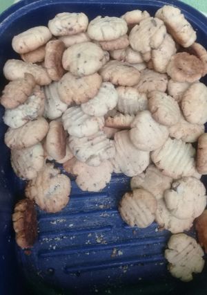A picture of Chocolate chips biscuits.
