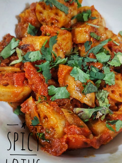 A picture of Spicy lotus roots.