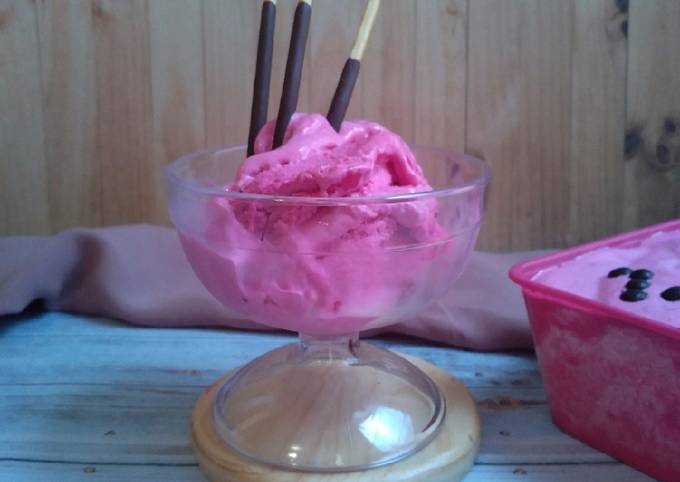 Resep 263. Es Krim Buah Naga Anti Gagal