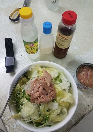 Hình của món Salad cá ngừ dầu dấm.