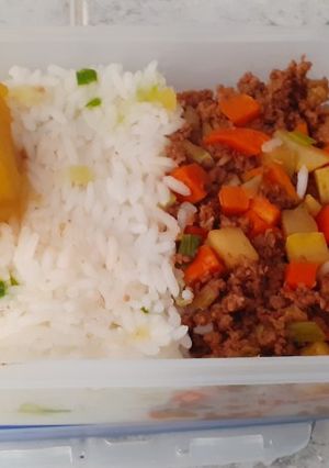 Una foto de Carne con vegetales