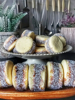 Una foto de Alfajores de Maicena