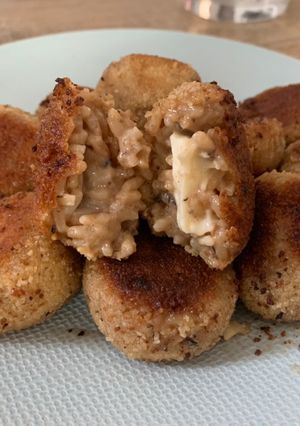 Une photo de Arancinis à la truffe coeur mozzarella 🇮🇹