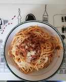 Spaghetti con carne molida