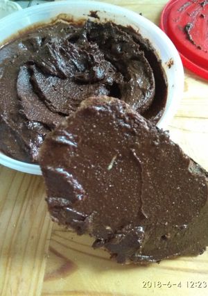 Nagyon csokis diabetikus mogyorókrém recept fotója