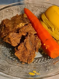 Une photo de Pot au feu de joue de bœuf