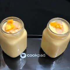 A picture of Mango shake.