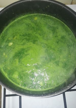 Una foto de Sopa verde de verduras
