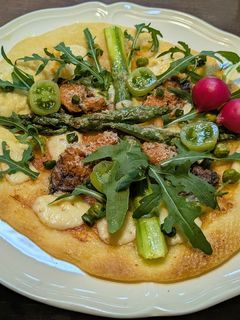 A picture of Funazushi Pizza.