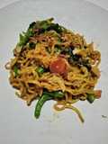 Mie goreng bayam praktis