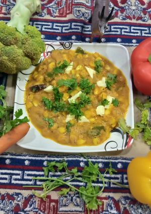 સ્મોકી ચીઝ પનીર કોર્ન સબ્જી(smoky Cheese Paneer Corn Sabji Recipe In Gujarati) રેસીપી મુખ્ય ફોટો