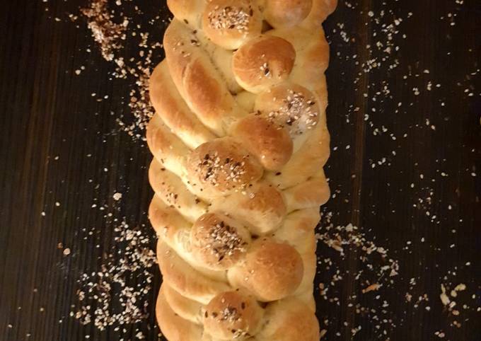 Pane siciliano con semi misti