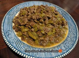 Foto principal de Carne con nopales en salsa verde🌹