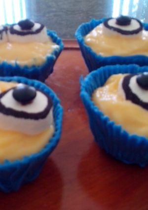 Una foto de Postre divertido para niños (minions)